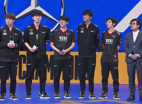EDG冠军皮肤似已确定 管泽元直接私聊Meiko