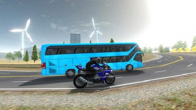 高速巴士vs摩托车